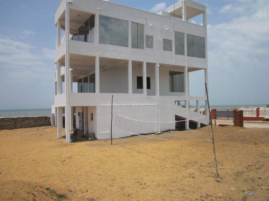 Aarna Beach House Villa Covelong Exterior photo